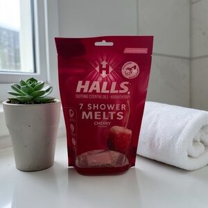 HALLS Brand Shower Melts (7) - Cherry Scent. New